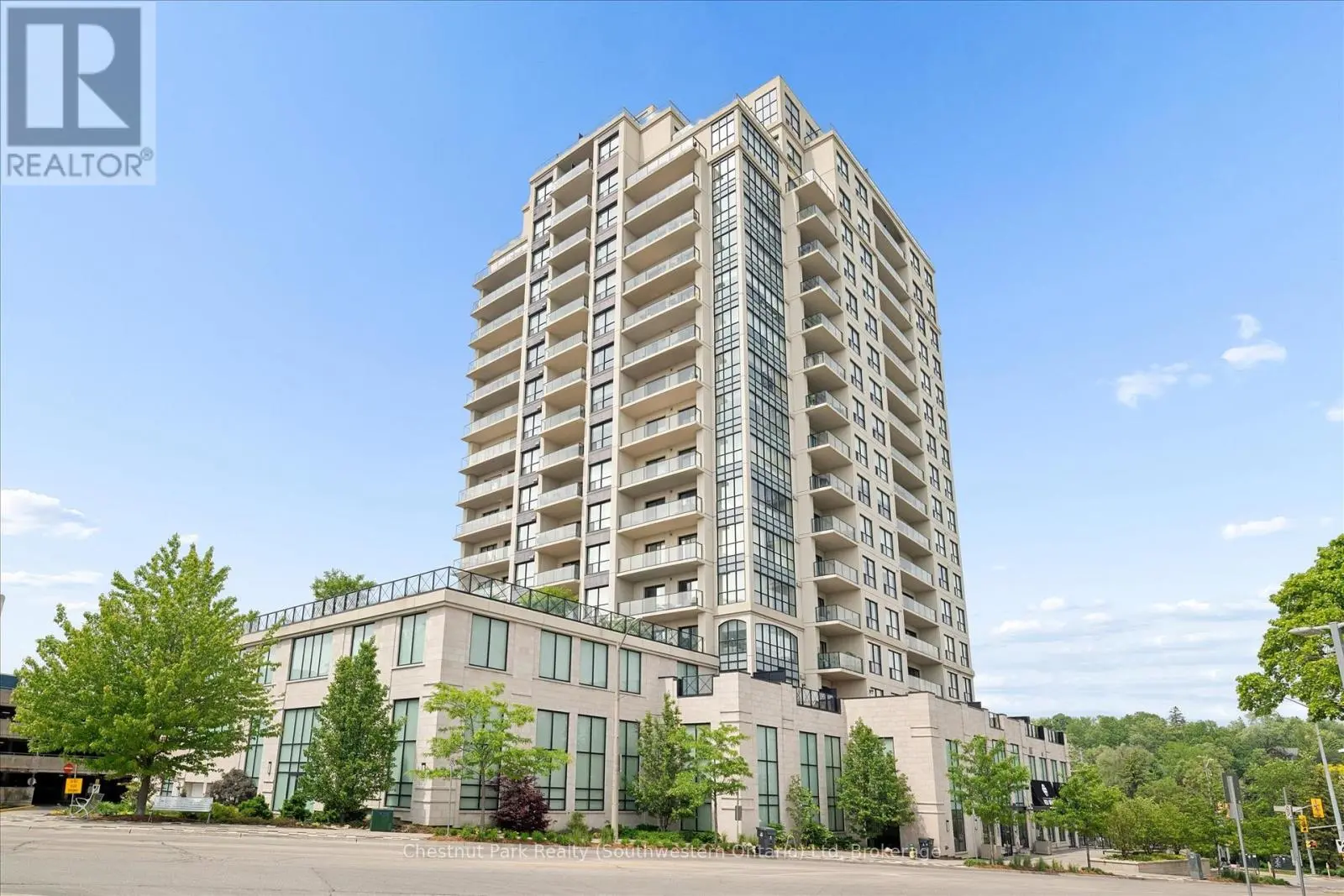 405 - 160 Macdonell Street, Guelph (Downtown)